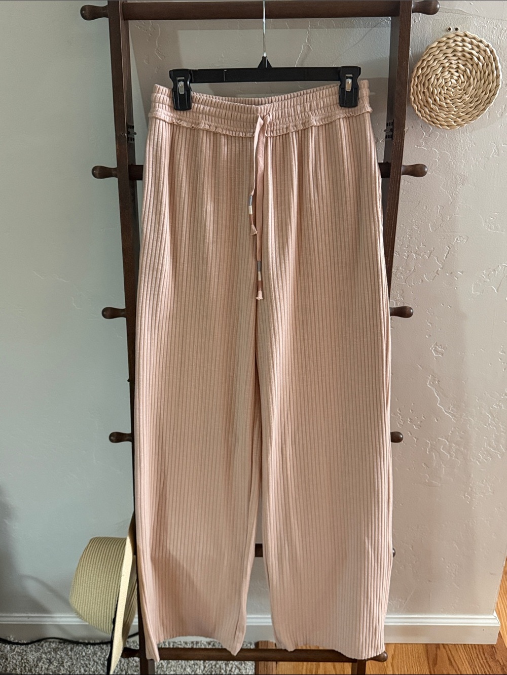 Paper Crane Blush Pink Ribbed Wide Leg Lounge Pants Drawstring Soft Size Medium